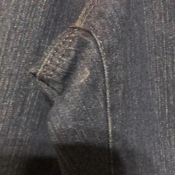 Gloria Vanderbilt Skimmer Capri Jeans with belt - Picture 6 of 6